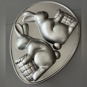 10Cup/2.4Liters Nordic Ware USA Easter Bunny 3D Basket Cake Pan Rabbit Baking